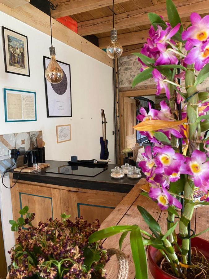 L'Instant Present Apartment Echallon Екстериор снимка