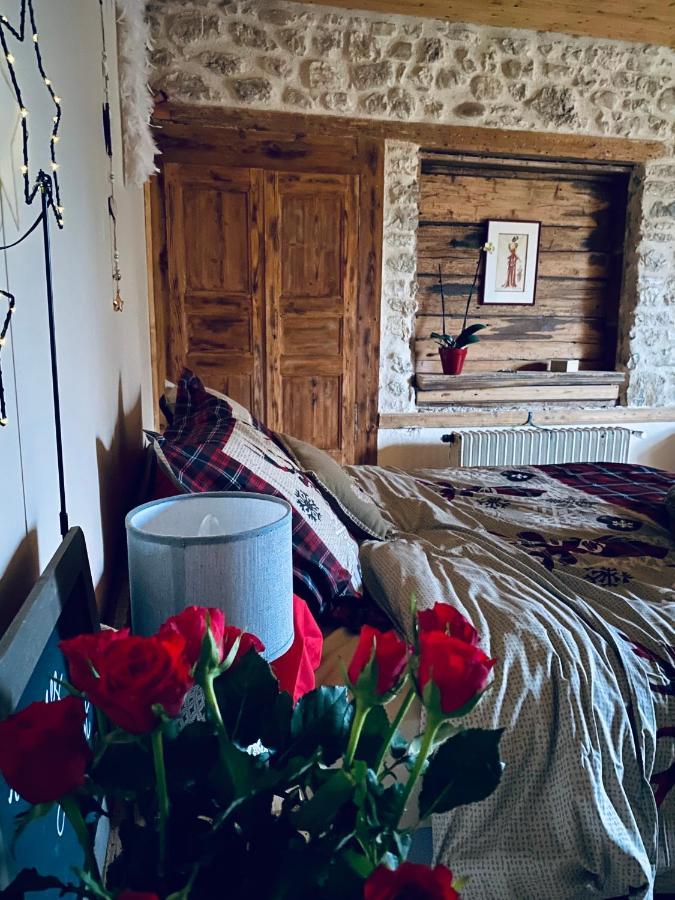 L'Instant Present Apartment Echallon Екстериор снимка